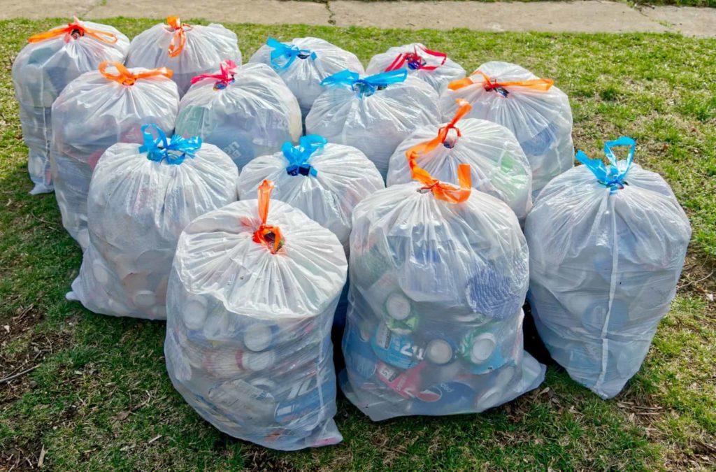 How do you separate garbage in Ottawa