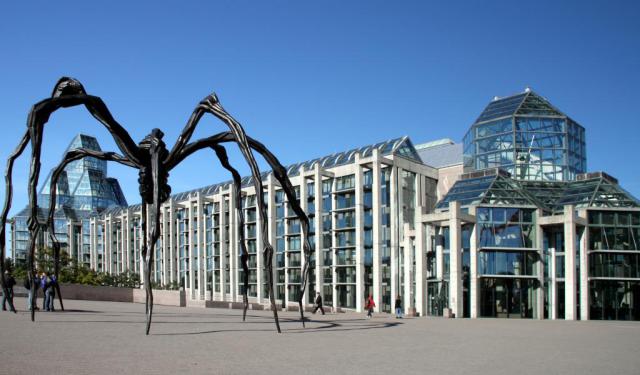 Join a Free Walking Tour
