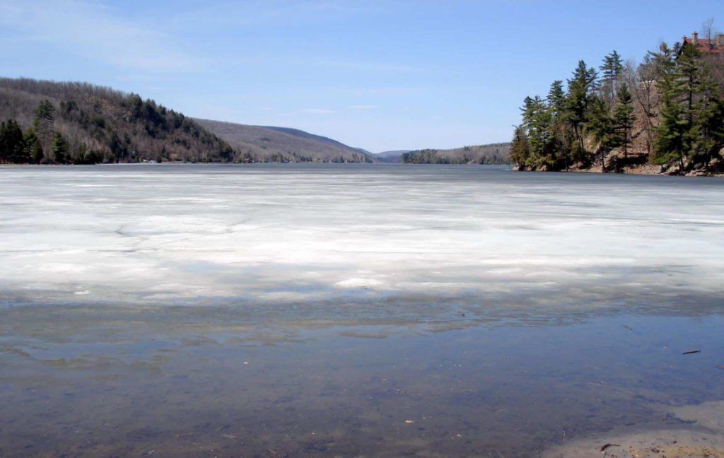 Meech Lake Road