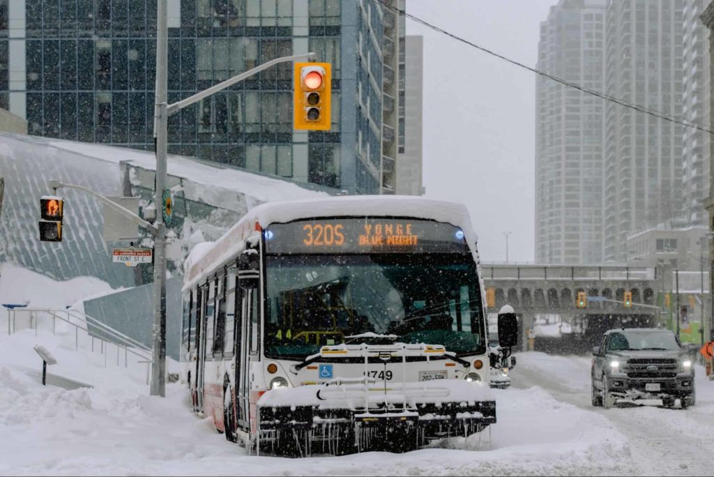 Weather in Ottawa vs Toronto