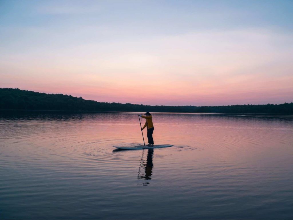 Guide to Stand-up Paddleboarding in Ottawa