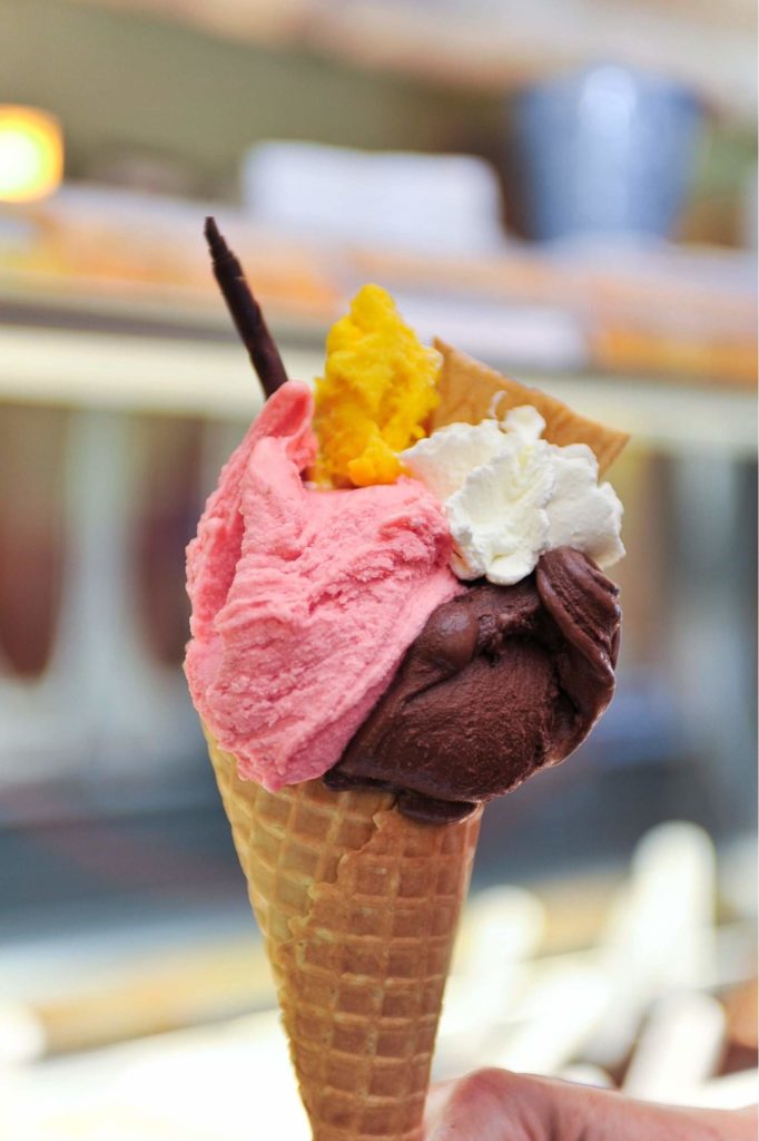 Stella Luna Gelato Cafe