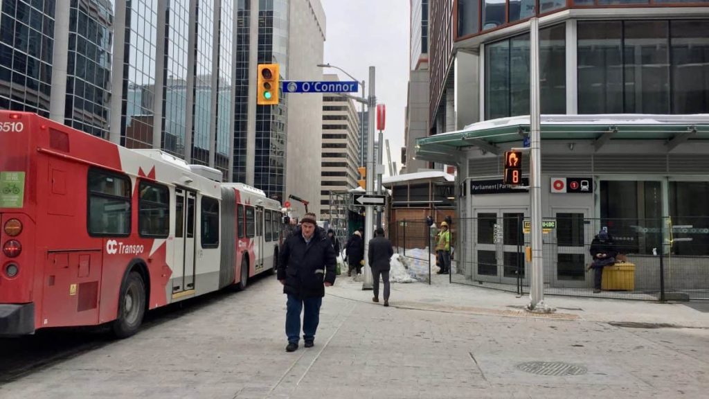 Tips on the Public Transportation System in Ottawa